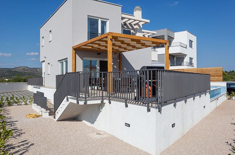 Vakantiehuis Wunderschöne Ferienvilla Lomari