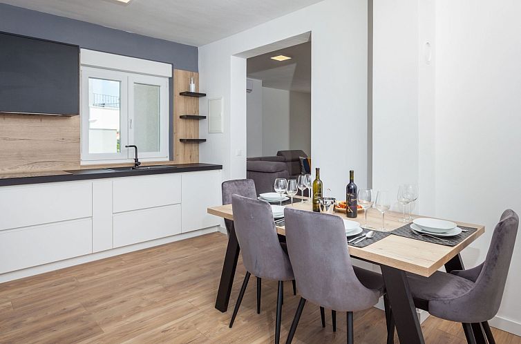 Vakantiehuis Wunderschöne Ferienvilla Lomari