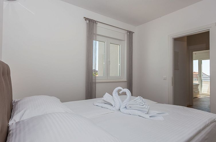 Vakantiehuis Wunderschöne Ferienvilla Lomari