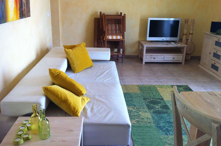 Appartement Schöne Ferienwohnung mit Balkon am Meer