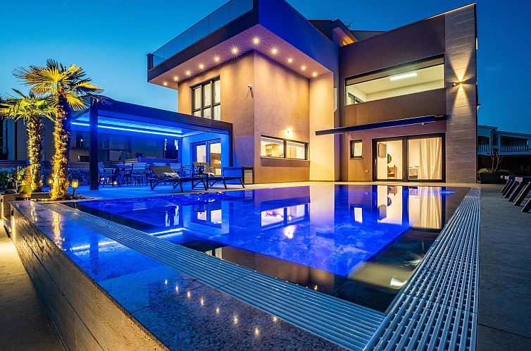 Unterkunft 10383119 - Appartement Dalmatien - Appartement Royal 1