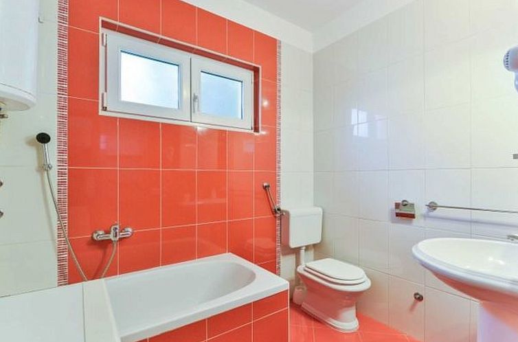 Appartement Holiday Apartment Inga with exit to the beach