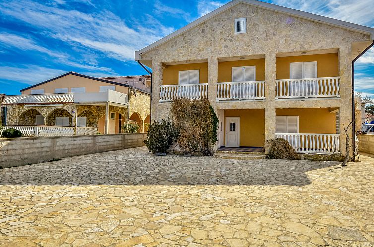 Appartement Fliri