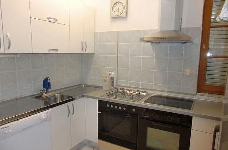 Vakantiehuis Villa mit beheiztem Pool Privlaka - TA Leut Age