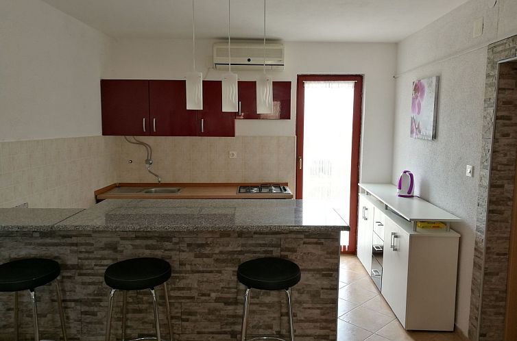 Appartement Gemütliche Erdgeschosswohnung Ema mit Terrasse