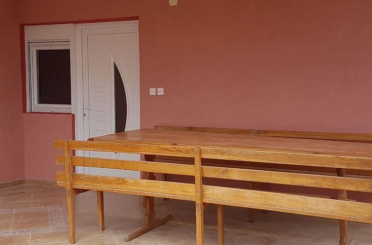 Appartement Gemütliche Erdgeschosswohnung Ema mit Terrasse