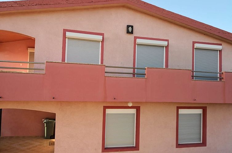 Appartement Gemütliche Erdgeschosswohnung Ema mit Terrasse