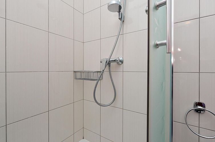 Appartement für fünf Personen im ersten Stock