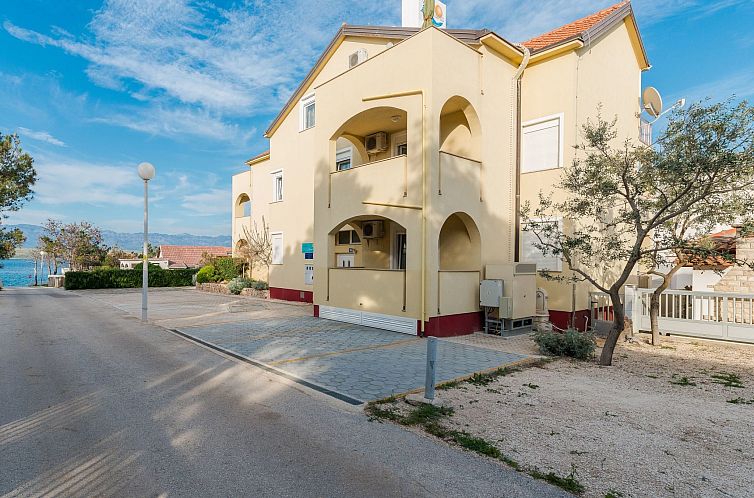 Appartement Apartment Partelj 7