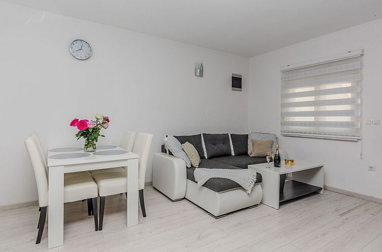 Appartement Apartment Lucica 1