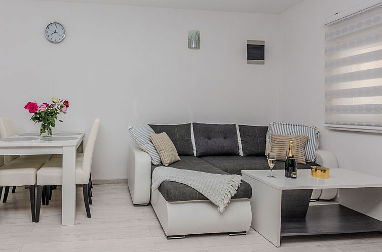 Appartement Apartment Lucica 1