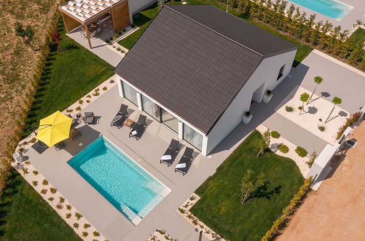 Vakantiehuis Villa Bandelli mit Spa in Oklaj