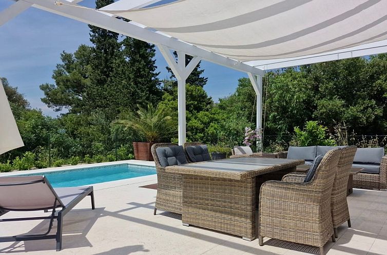 Vakantiehuis Großes Ferienhaus zur alleinigen Nutzung mit P