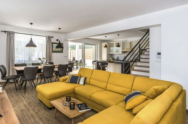 Vakantiehuis Villa Juhuhu in Dubrava kod Sibenik