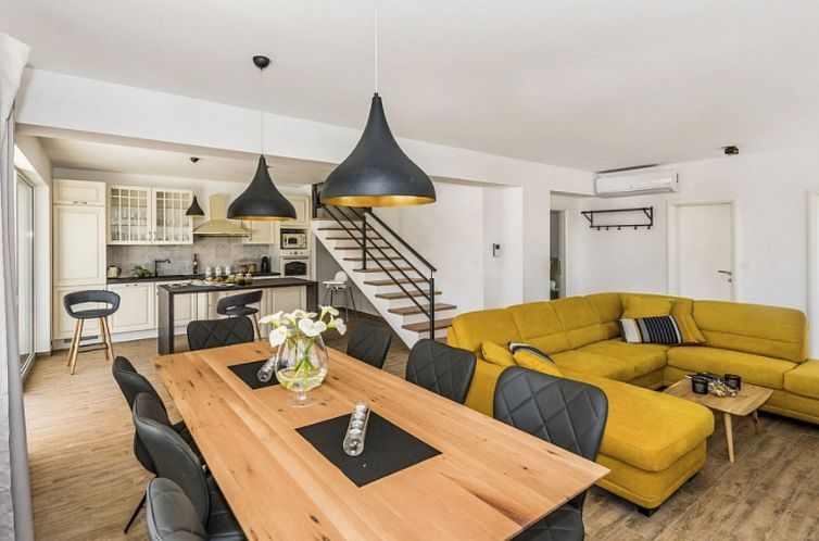 Vakantiehuis Villa Juhuhu in Dubrava kod Sibenik