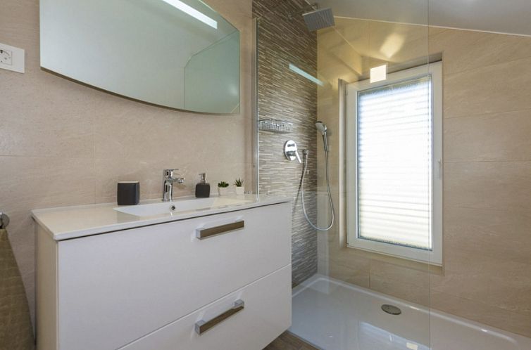 Vakantiehuis Villa Juhuhu in Dubrava kod Sibenik