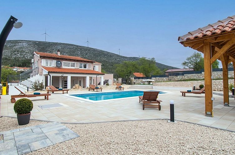 Vakantiehuis Villa Natura Piedra bei Sibenik