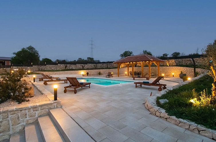 Vakantiehuis Villa Natura Piedra bei Sibenik