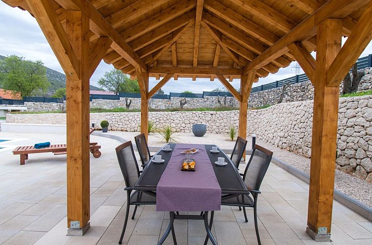 Vakantiehuis Villa Natura Piedra bei Sibenik