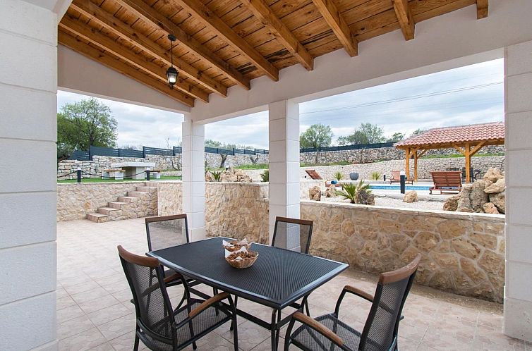 Vakantiehuis Villa Natura Piedra bei Sibenik