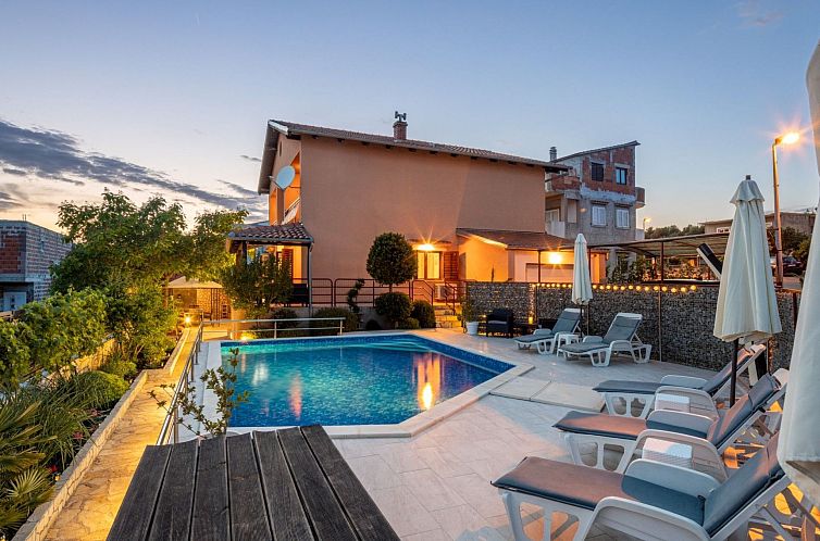 Unterkunft 1038419 - Ferienhaus Dalmatien - Vakantiehuis Villa Salvia Mare in Šibenik