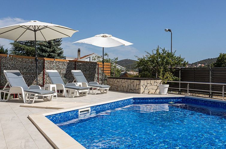 Vakantiehuis Villa Salvia Mare in Šibenik