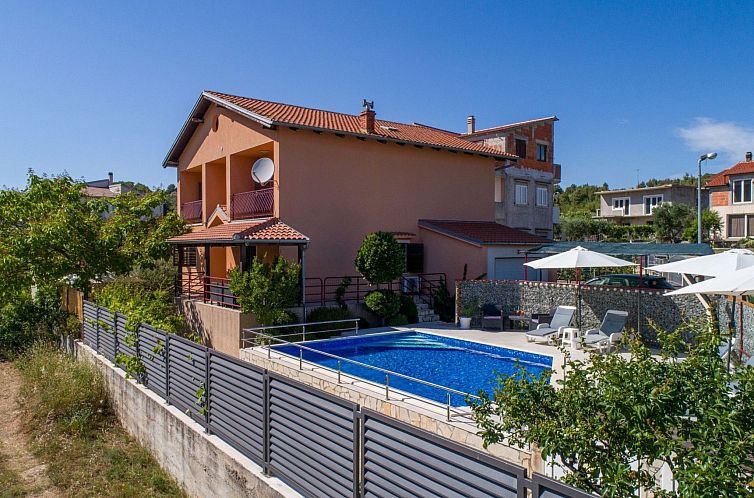 Vakantiehuis Villa Salvia Mare in Šibenik
