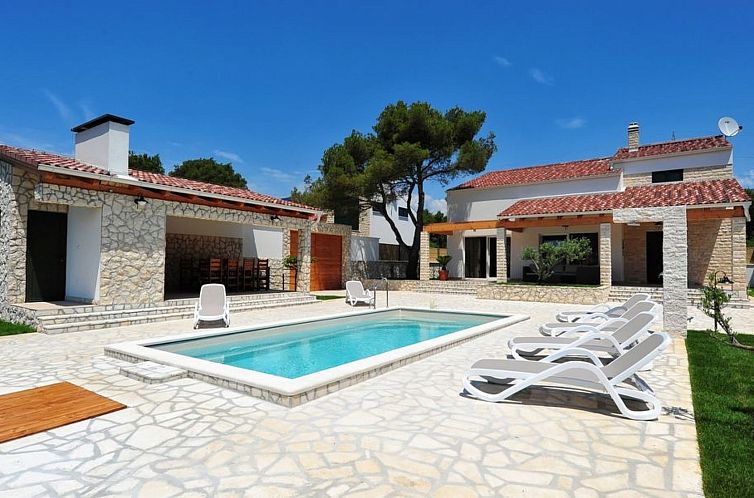 Unterkunft 1038420 - Ferienhaus Dalmatien - Vakantiehuis Villa Ohoho in Sibenik