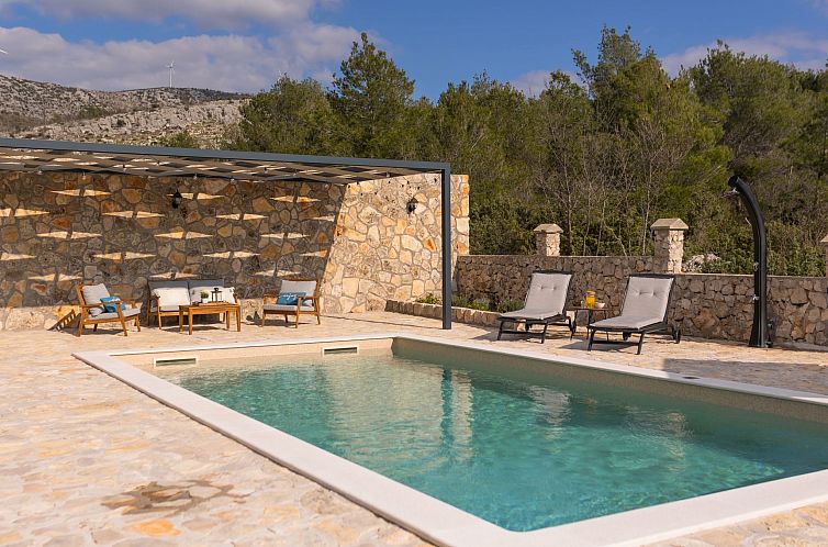 Vakantiehuis Villa FarAway in Dubrava kod Sibenik