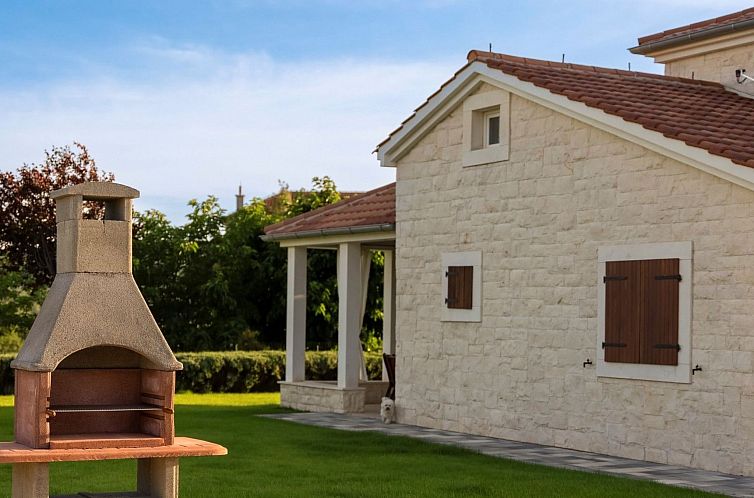 Vakantiehuis Villa Whitestone bei Šibenik