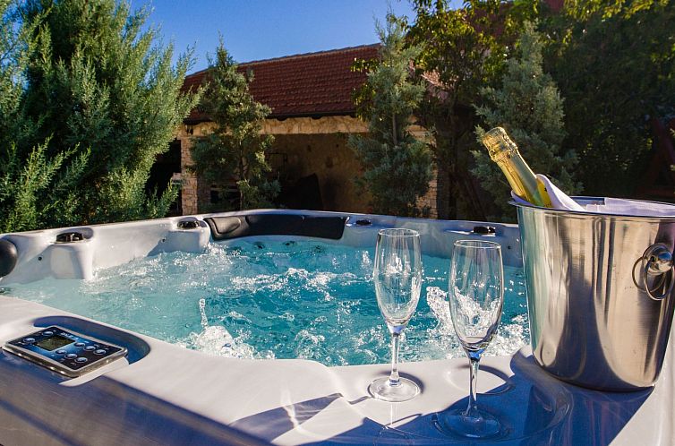 Vakantiehuis Villa Rustica mit traditionellem und rustikalem