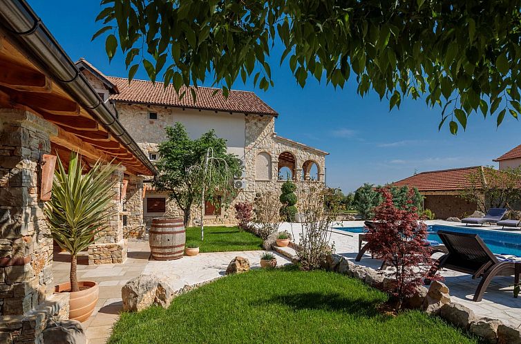 Vakantiehuis Villa Rustica mit traditionellem und rustikalem