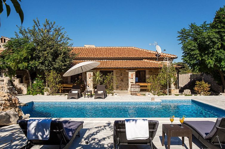 Vakantiehuis Villa Rustica mit traditionellem und rustikalem