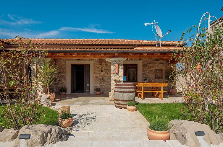 Vakantiehuis Villa Rustica mit traditionellem und rustikalem
