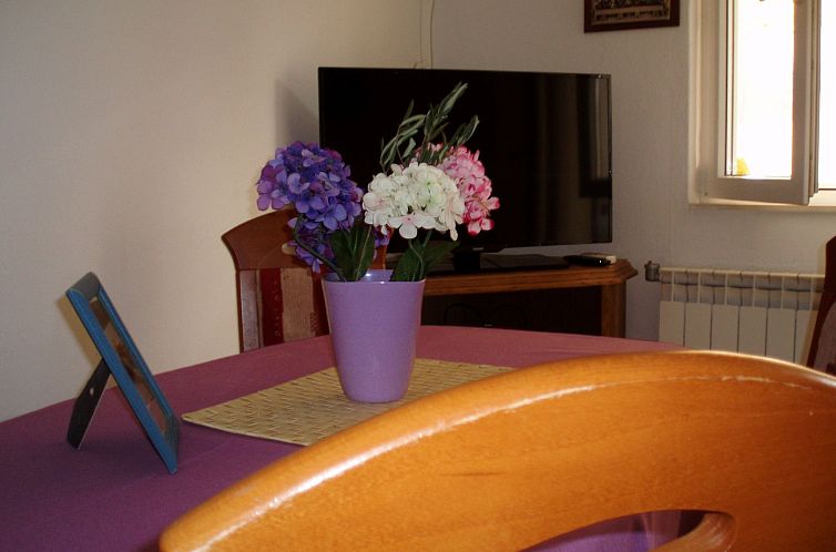 Appartement "Vrboska" direkt am Strand
