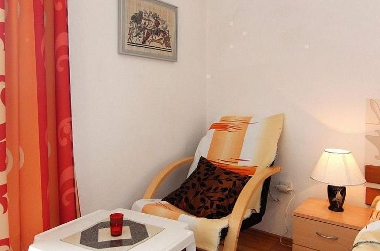 Appartement Klimatisiertes Studio mit eigenem Balkon