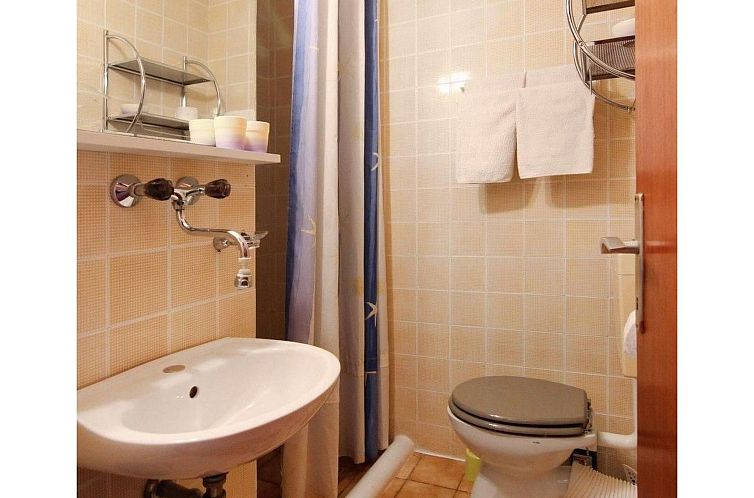 Appartement Klimatisiertes Studio mit eigenem Balkon