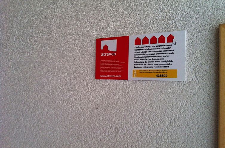 Appartement in Povlja mit gemeinschaftlichem Parkplatz