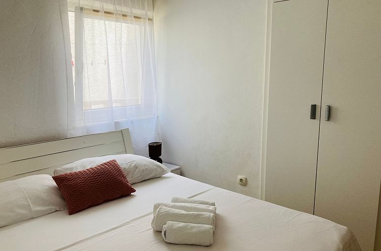 Appartement in Povlja mit gemeinschaftlichem Parkplatz