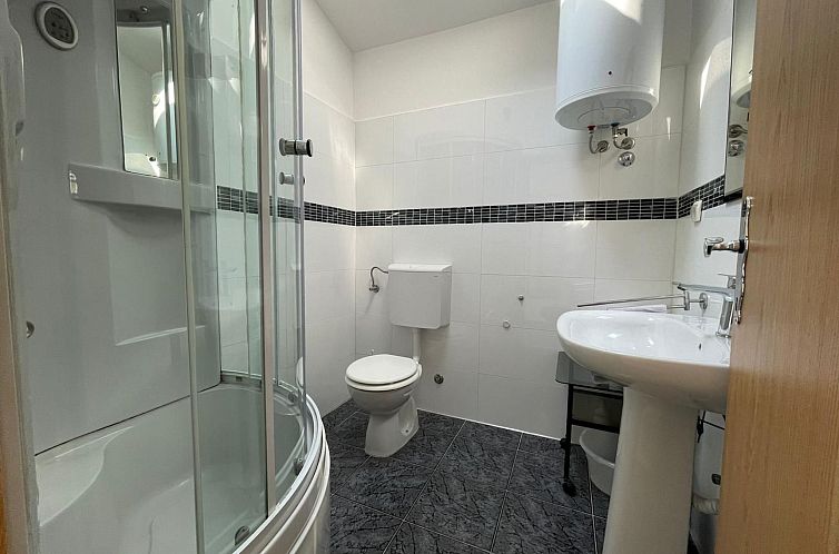 Appartement Hütte "Moj mir" mit Blick auf das Wasser