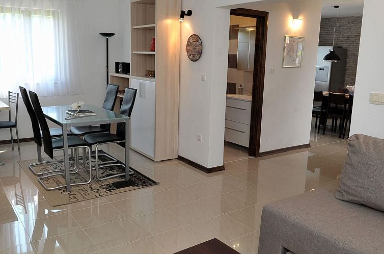 Vakantiehuis "Sofija" mit Whirlpool