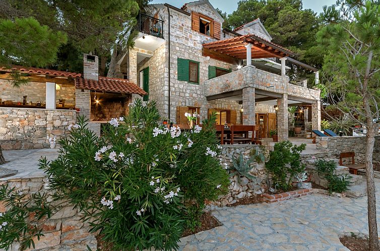 Vakantiehuis Hidden Heaven Private Resort - Beheizter Pool