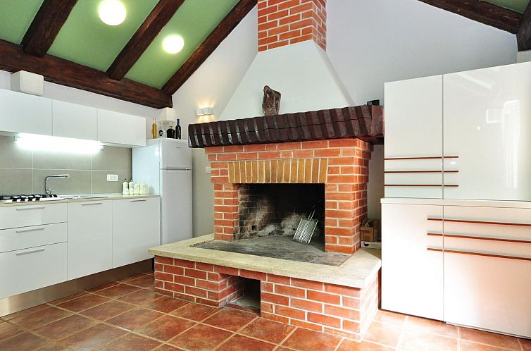 Vakantiehuis mit Terrasse und Pool in herrlicher Naturlandsc