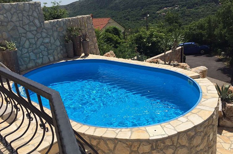 Unterkunft 10412307 - Ferienhaus Kvarner - Vakantiehuis Paun