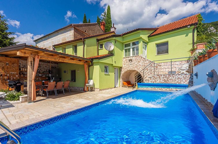 Vakantiehuis Greenhouse Adria mit großer Terrasse und Pool