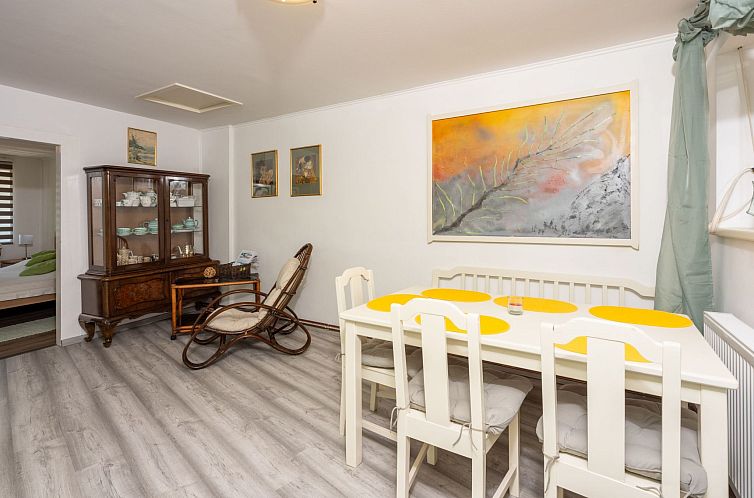 Vakantiehuis Greenhouse Adria mit großer Terrasse und Pool