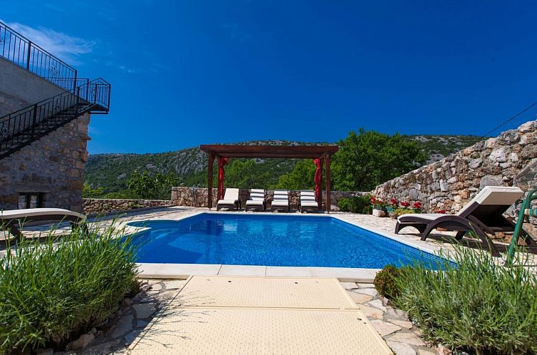 Unterkunft 10412316 - Ferienhaus Kvarner - Vakantiehuis Villa Oliva / HR-09690-01