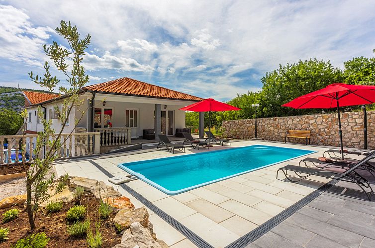 Appartement Mera / HR-10956-01