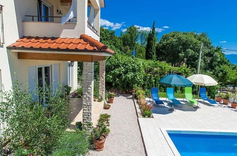 Vakantiehuis Ferienvilla mit privatem Pool