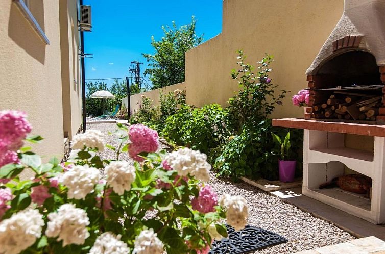 Vakantiehuis Ferienvilla mit privatem Pool